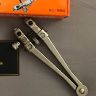 Vam mở đáy đồng hồ Case openner