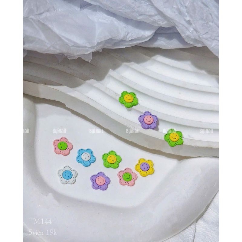 CHARM HOA MẶT CƯỜI MÀU PASTEL M144 SET 5 VIÊN