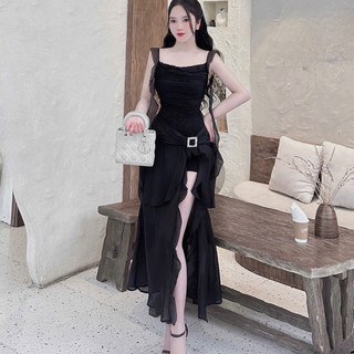 Váy cúp đáp ngực xẻ đùi