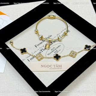 Set 2 vòng tay cứng titan thời trang không han gỉ, lắc tay cỏ bốn lá cao cấp