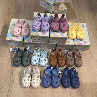  Dép Sandal bé trai bé gái Dép rọ nhựa thơm cho bé từ 1-5 tuổi hàng cao cấp IGOR Fullbox siêu mềm nhẹ êm chân SN01 