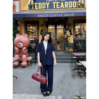 Blazer cổ V tay ngắn