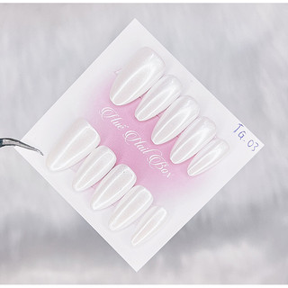NAILBOX thiết kế sơn gel tráng gương sang chảnh móng tay giả