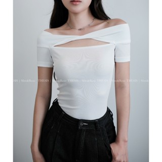 Áo Trễ Vai Xẻ Cổ Xoắn - Áo trễ vai ngắn tay Thun  THESIS