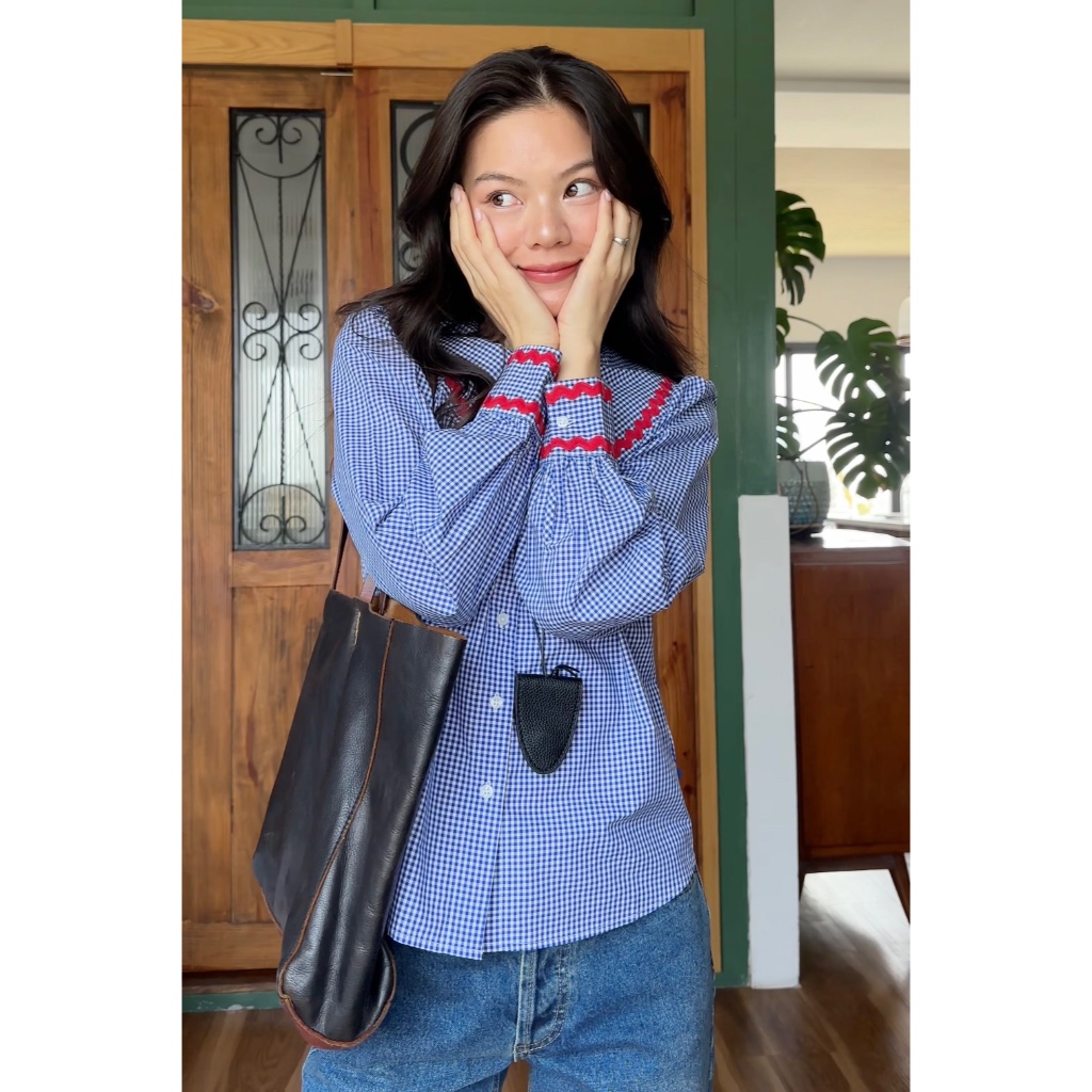 TheBlueTshirt - Áo sơ mi caro tay dài kiểu bèo tay nhún cho nữ - Jessie Shirt - Women | BigBuy360 - bigbuy360.vn