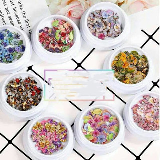 ẩn trang trí móng