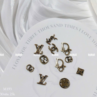 CHARM KIM LOẠI CHỮ M193 SET 30 VIÊN