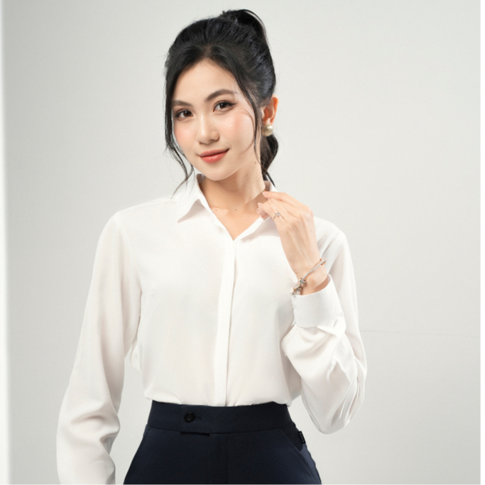 Áo sơ mi nữ RUZA chất liệu lụa màu trắng tay dài kiểu basic công sở mềm mại thoáng mát ADE007 | BigBuy360 - bigbuy360.vn