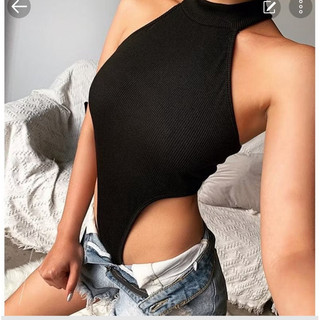 (Sẵn S M)Bodysuit khoét eo cao