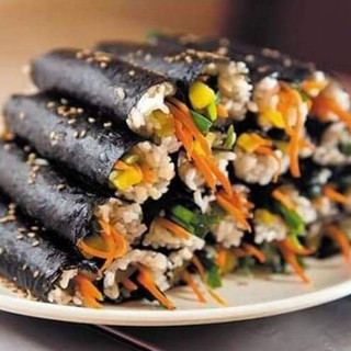 Củ cải vàng sợi Hàn Quốc cuộn gimbap gói 1kg (>40 sợi) có thể ăn trực tiếp