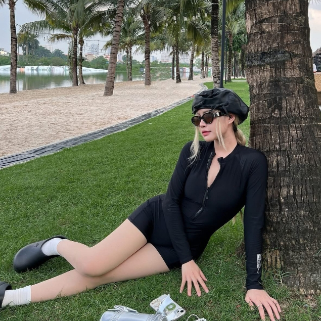 [BIKINI CAO CẤP] Đồ bơi, áo tắm 1 mảnh KHÓA KÉO FORM SHORT màu đen sang chảnh kín đáo | BigBuy360 - bigbuy360.vn