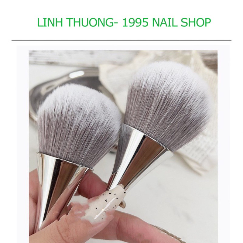Chổi phủi bụi móng cao cấp nail