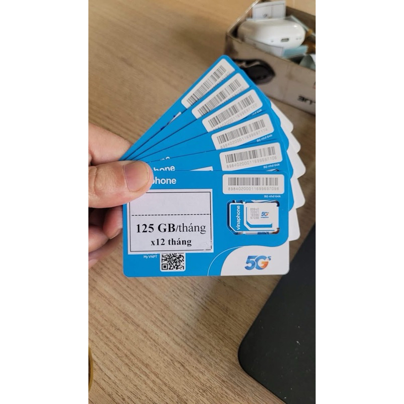 Sim 4G vào mạng 1 năm  Vinaphone 125Gb/ tháng x 12 tháng.