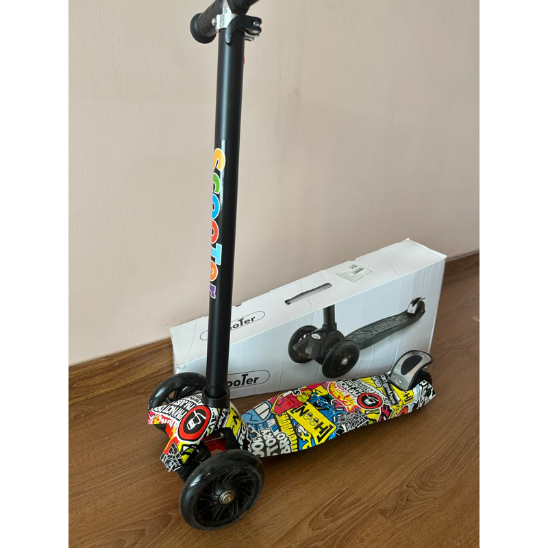 Xe trượt Scooter ba bánh Graffiti cực ngầu cho bé 2-8tuổi