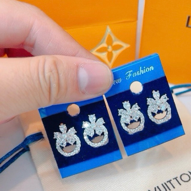 Bông tai hoa đá mini mạ bạch kim Nicholas159