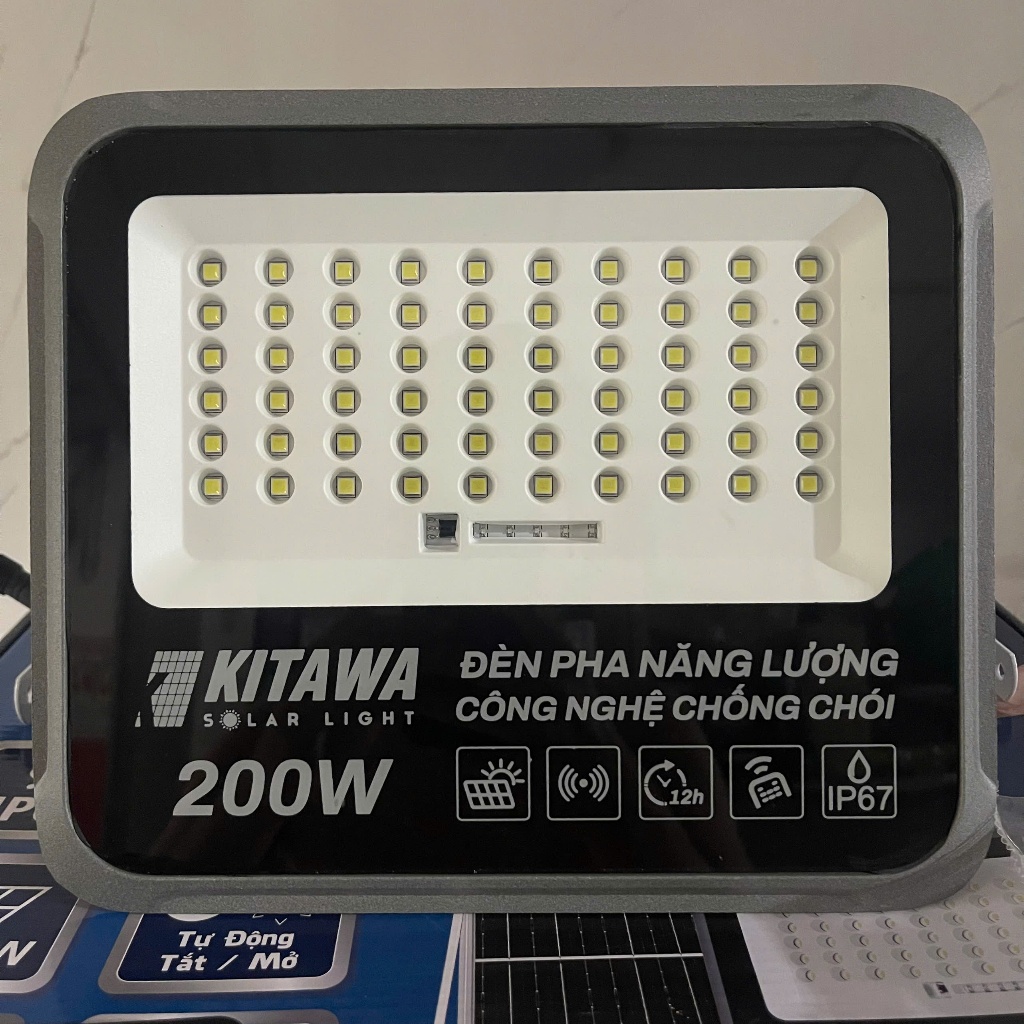 Đèn Pha Năng Lượng Mặt Trời Chống Chói 200W KITAWA - DP19.200