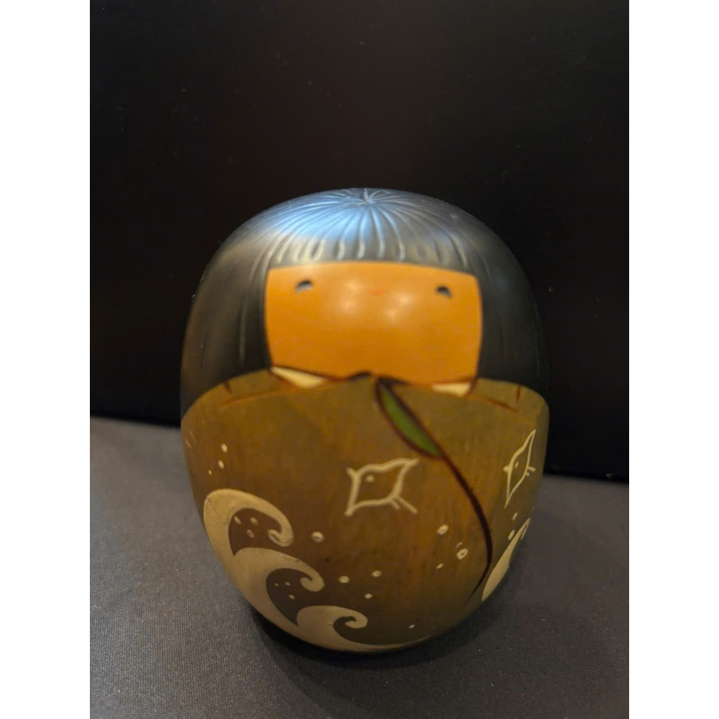 Búp bê Kokeshi