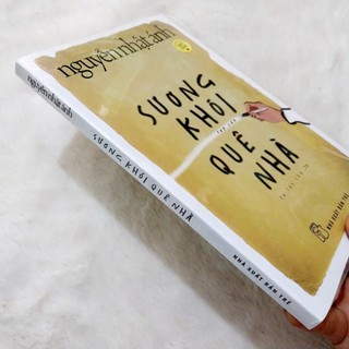 Sách - Sương khói quê nhà ( bìa mềm  )