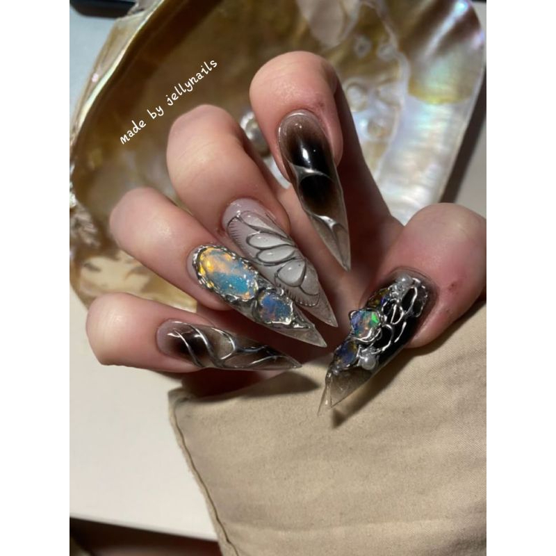 móng giả_nail box móng thiết kế y2k  sang chảnh sàng điệu