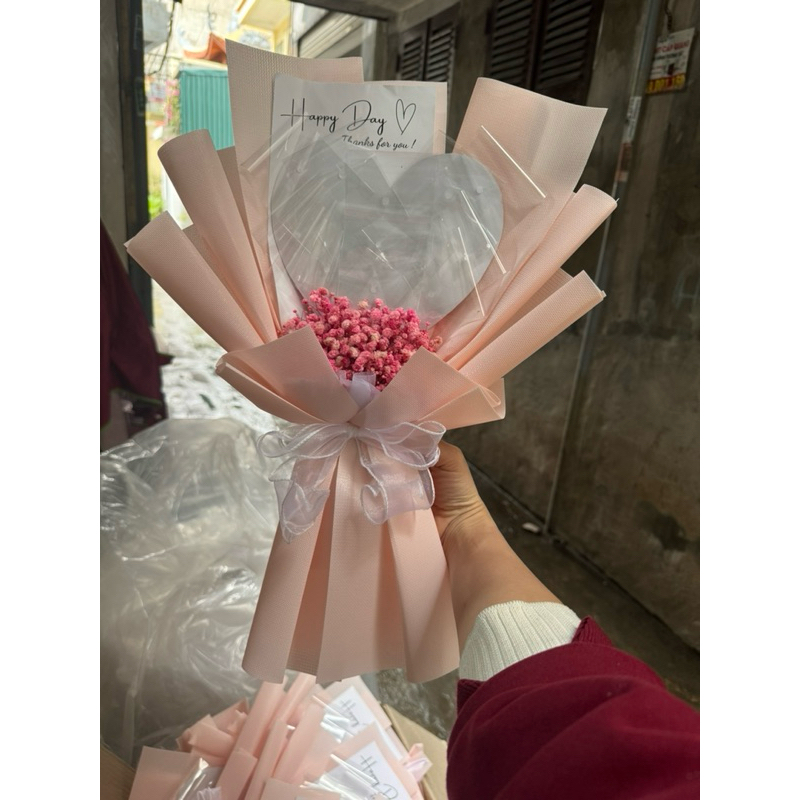 Bó Hoa Baby Trái Tim Đựng 10 Tờ - Quà tặng 08/03 ý nghĩa