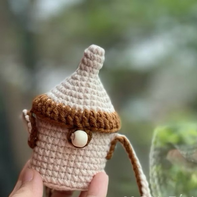 TÚI TỎI BẰNG LEN HÌNH BÌNH SỮA CHO BÉ