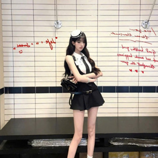  SB058 Set áo sơmi viền bèo nhẹ nhàng váy yếm xếp ly xòe cá tính kèm cà vạt và belt 