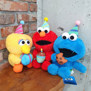 Elmo mắt lồi￼