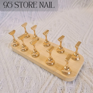 Đế nam châm chân gỗ  gắn móng mẫu tập sơn