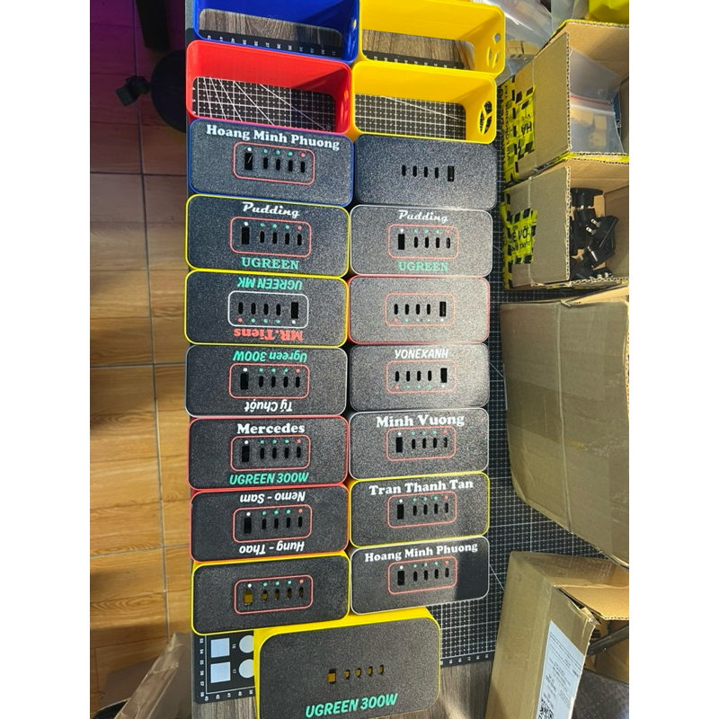 Box in 3D cho mạch Ugreen 300w và nguồn Meanwell (có lỗ lắp quạt tản nhiệt) Bản bắt vít mặt sau