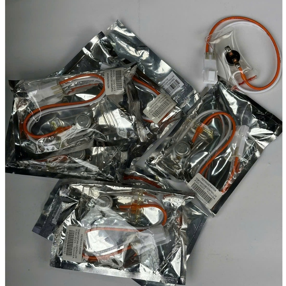 Cảm biến âm tủ lạnh Tosiba