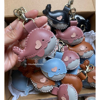 Móc khoá Cá voi con Xinh xắn Baby dolphin whale keychain Da PU thủ công