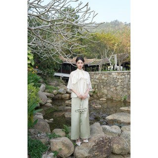 JOIE DES ROSES - Áo tơ trắng be cổ yếm đính nơ Áo Hy