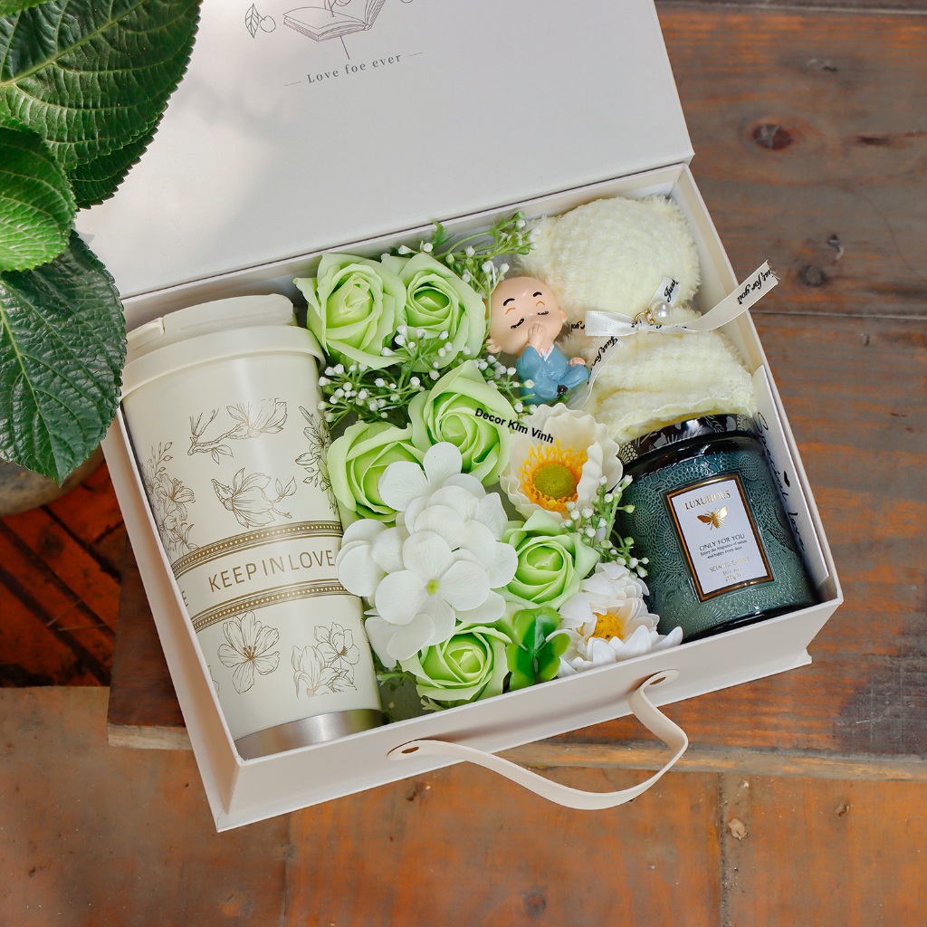 Hộp Quà Hộp Hoa QUA22 Quà Tặng Ý Nghĩa 8/3, Sinh Nhật, Valentine