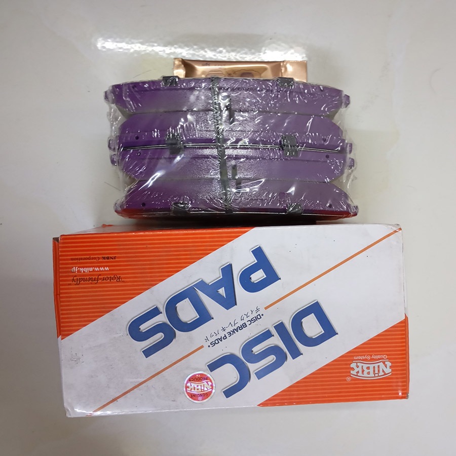 Bố thắng trước Mitsubishi Pajero Sport 2016-2024 mã PN3813 của NiBK Nhật Bản