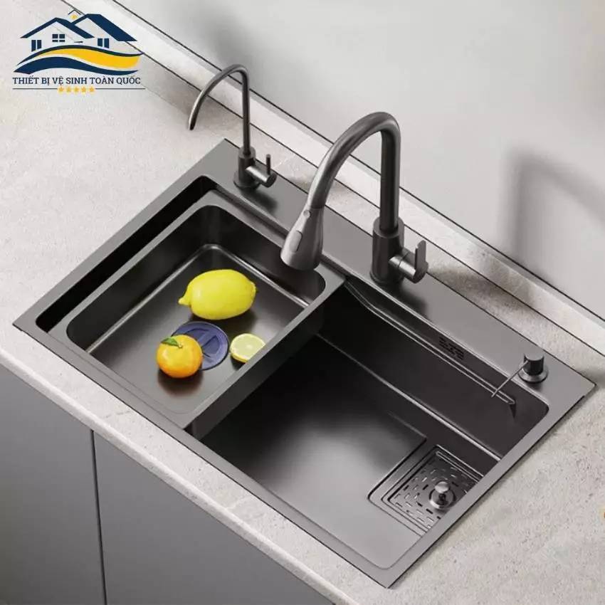 Chậu Rửa Bát 1 Hố Lato Inox 304 Cao Cấp Phủ Nano Chống Xước Kích Thước To Bảo Hành 10 Năm