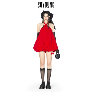  SOYOUNG - Váy yếm nữ Scarlet Dress dáng bom đính nơ màu đỏ chất liệu nhung cao cấp - 2026SRD2412770 