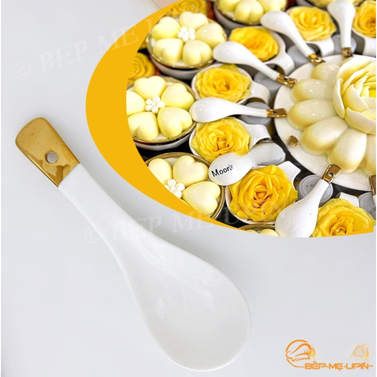 Thìa sứ chuôi vàng decor mâm cúng thìa tai vàng