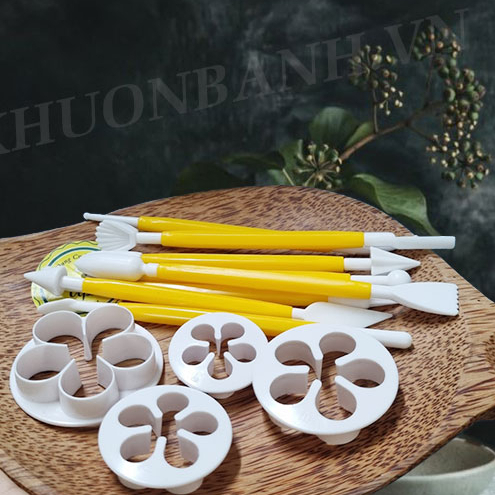 Bộ nhấn tạo hình bánh trôi fondant đậu xanh làm bánh sét 12 chi tiết vòng cắt tròn