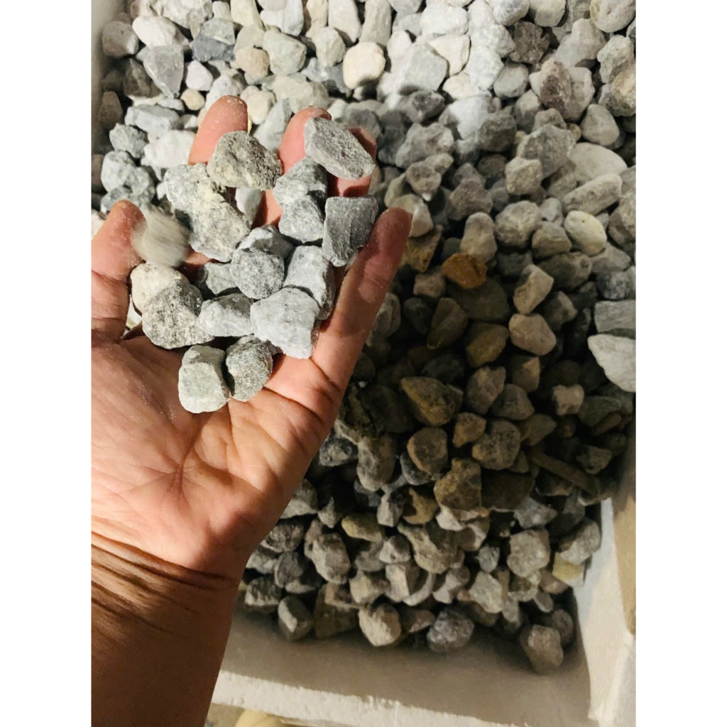 1 Lít Matrix loại- đã nhặt từ thùng Matrix chính hãng dùng để lọc nước bể cá