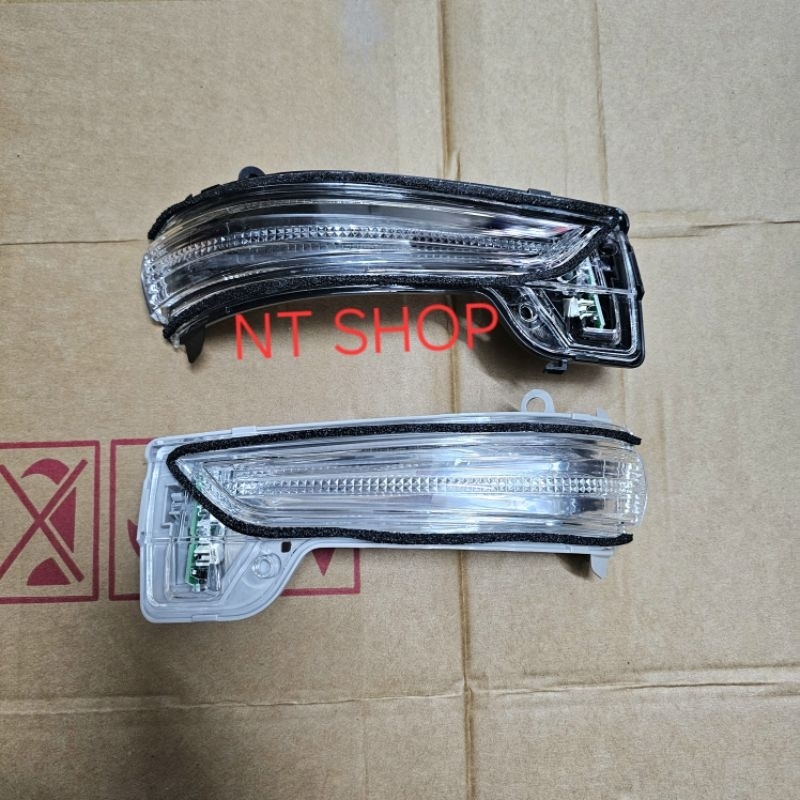 Đèn Xinhan gương chiếu hậu Toyota Innova (2016-2022), Fortuner (2016-2022), Hilux (2016-2022) New