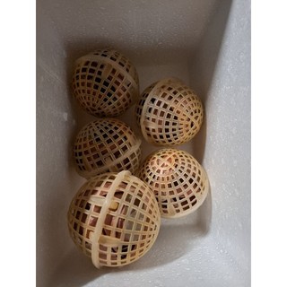 banh lọc vi sinh. size 8cm.
