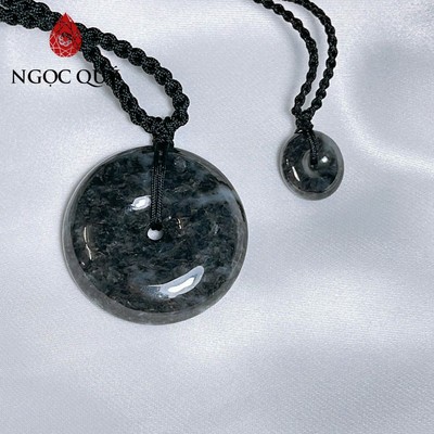 Dây chuyền đồng điếu cẩm thạch - khấu bình an phỉ thúy gà đen type A - Ngọc Quý