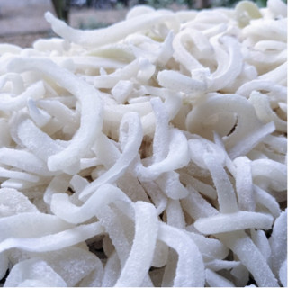 Mứt dừa non sợi trắng hương vị truyền thống nhà làm, sên tay thủ công - Thơm ngon, ít đường, mềm, hút chân không 500g