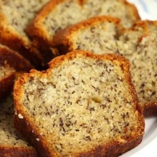 Bánh Chuối Óc Chó (350g) - Banana Walnut Loaf Cake - Best Seller dòng bánh ngọt "ít ngọt"