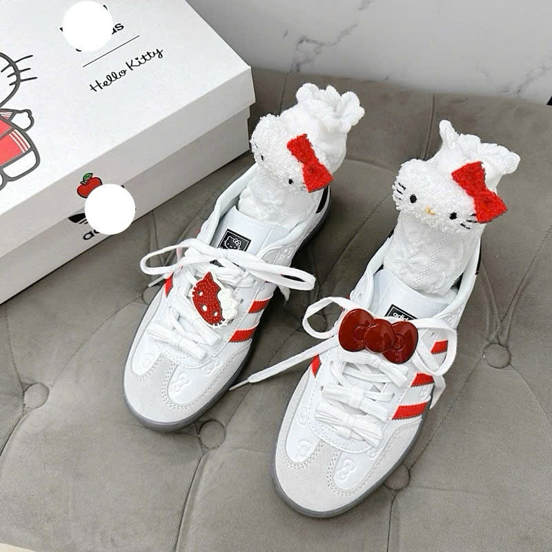 [ Tiệm Giày ] Phụ kiện hello kitty / Kẹp hello kitty / tất hello kitty mix giày xinh xắn cho nữ