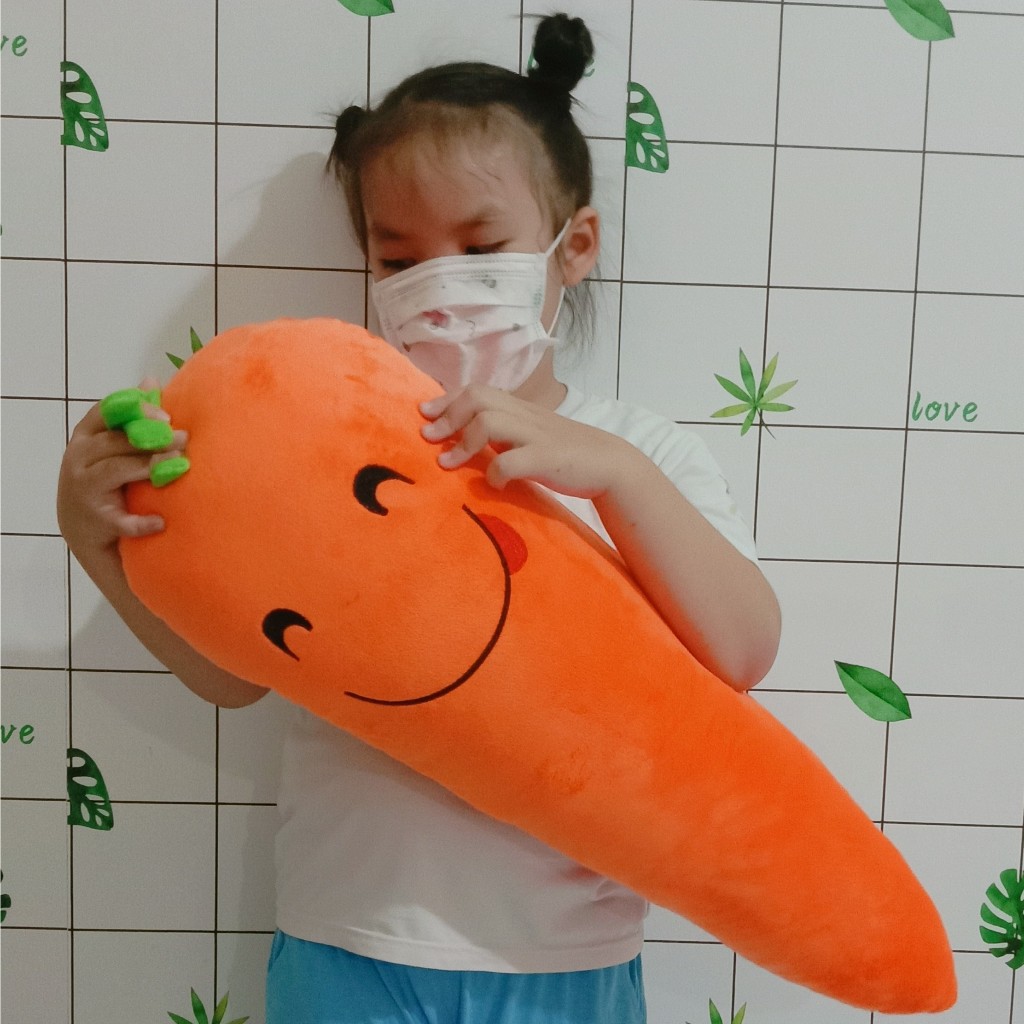 GỐI ÔM 3D HÌNH CÀ RỐT SIZE LỚN [80cm]