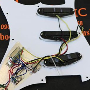 Mặt nạ đàn guitar có sẳn pickup