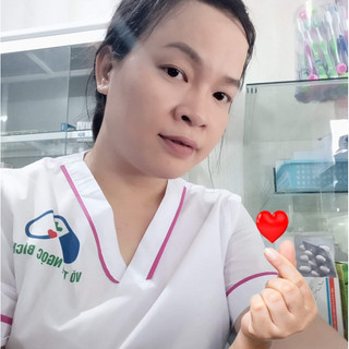 Áo blouse cổ tim viền mầu