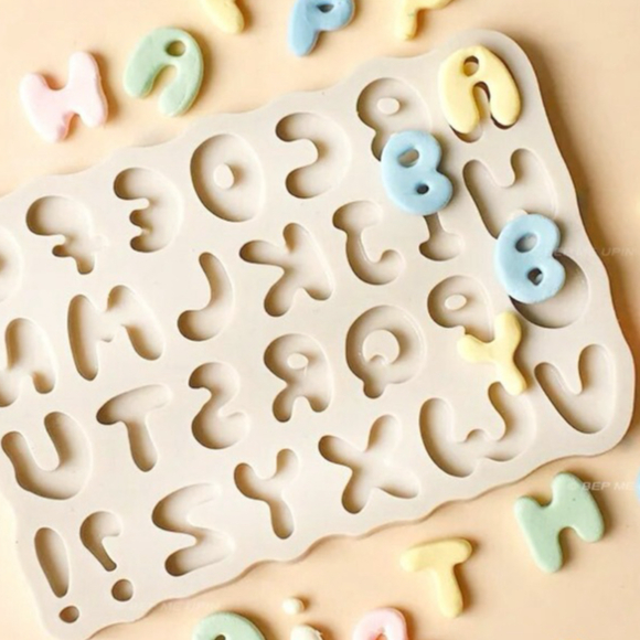 Khuôn silicon chữ cái nghệ thuật vỉ 28 ký tự
