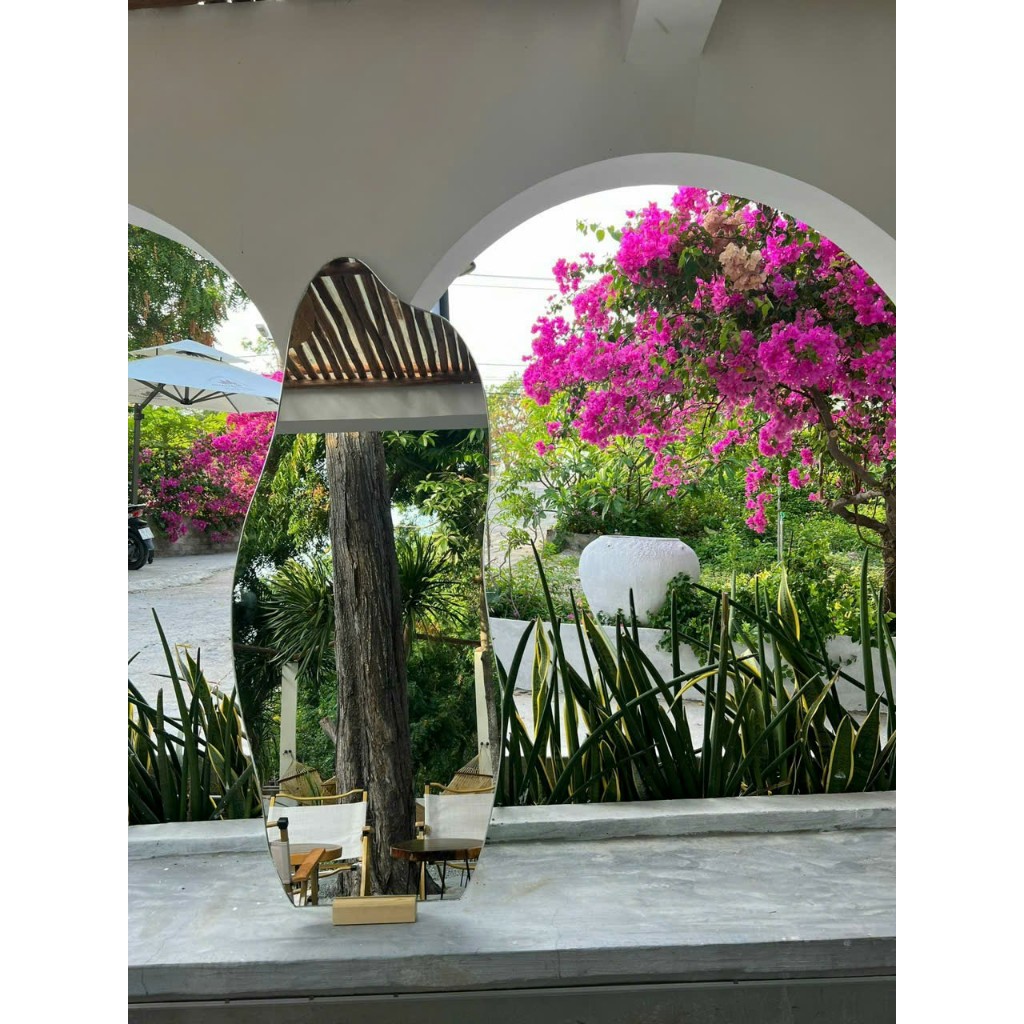 [ HCM] Gương soi toàn thân hình quả núi và hạt đậu không đèn